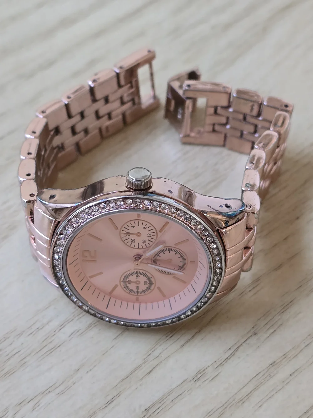 Rose Gold Women’s Crystal-Trim Bracelet Watch